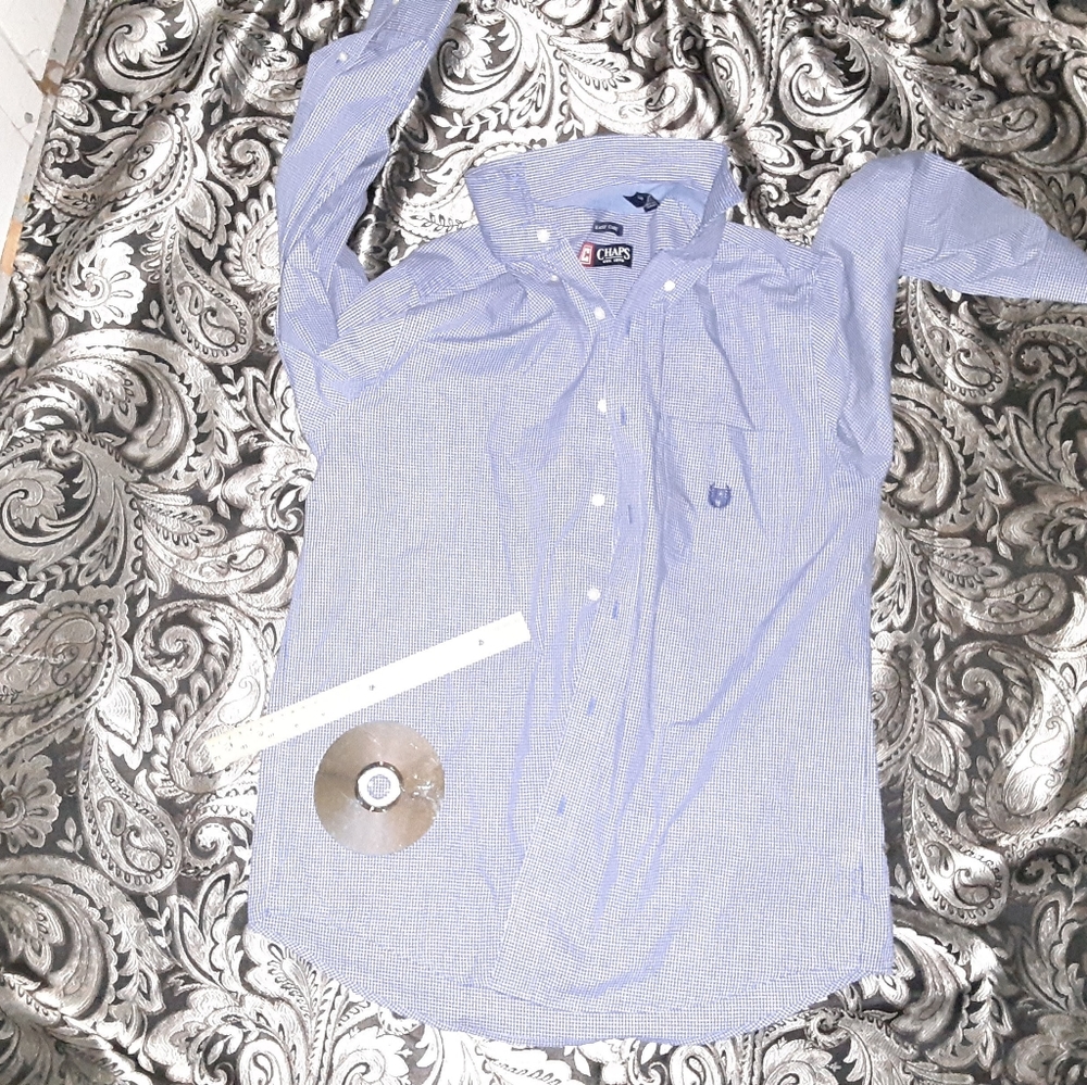 new CHAPS large mens blue shirt